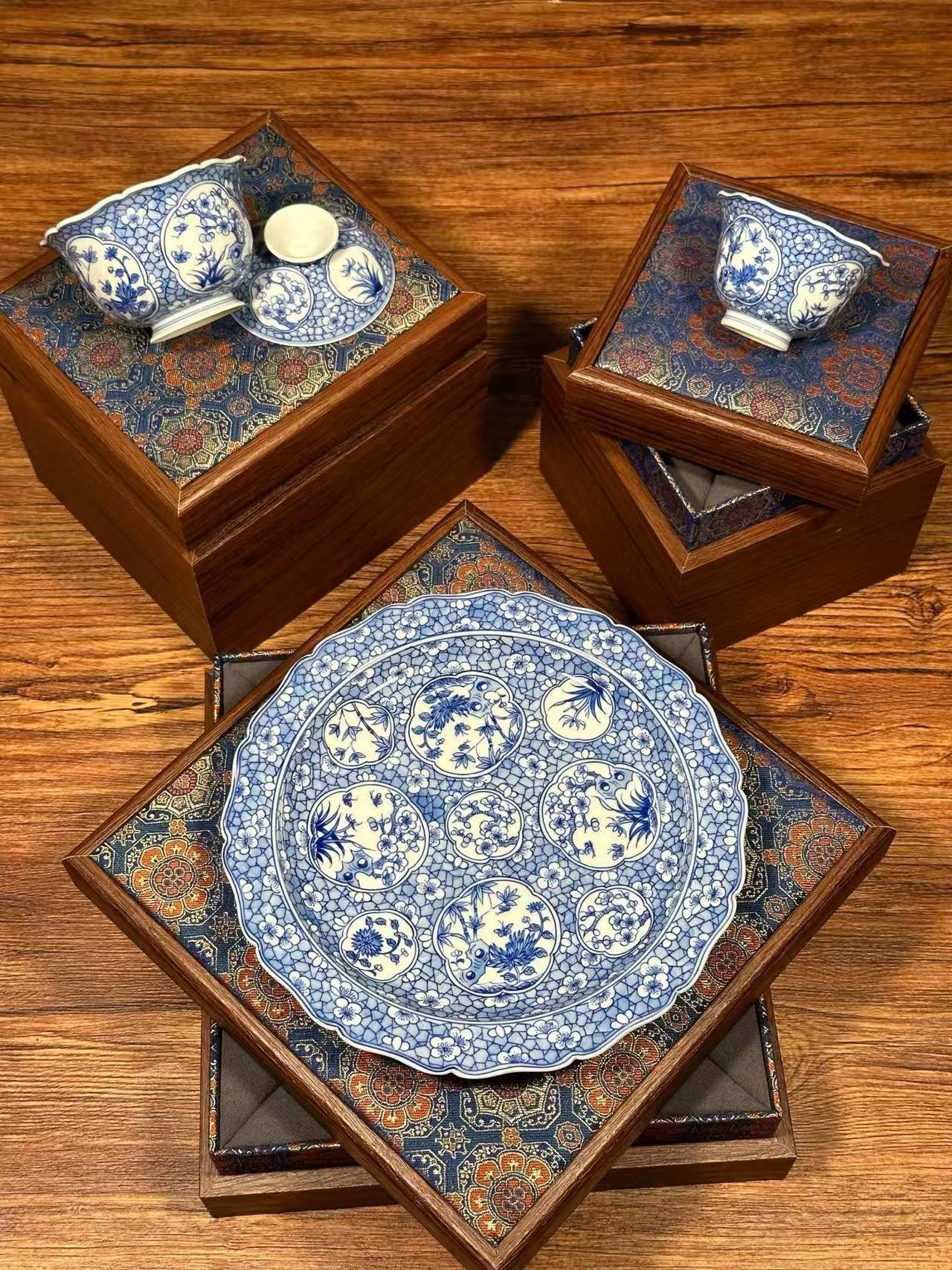 nderglaze Blue-and-White “Ice Plum Blossoms” Set with Openwork Pine, Bamboo, and Plum Motifs