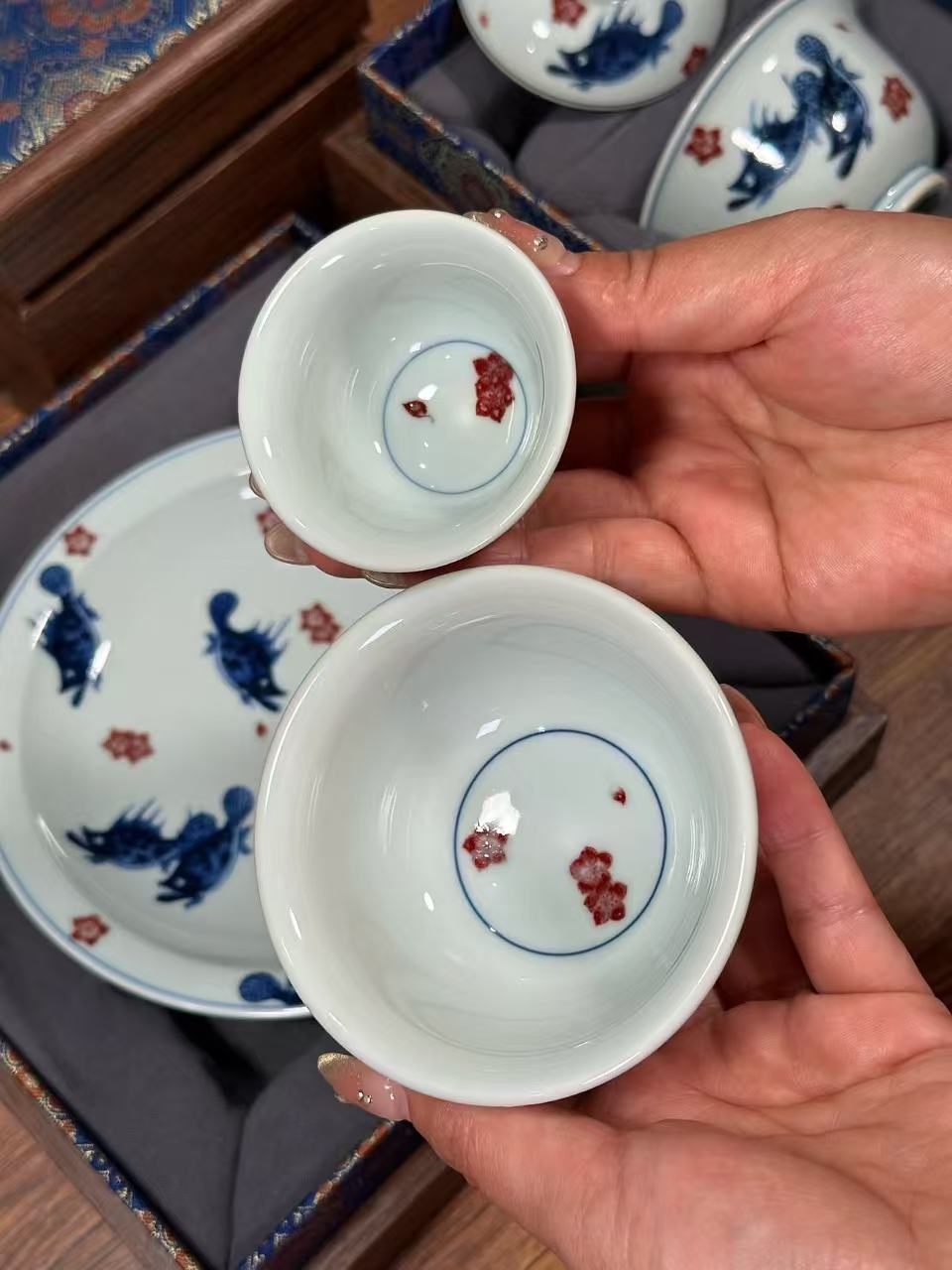 Blue-and-White Porcelain with Underglaze Red Perch Design