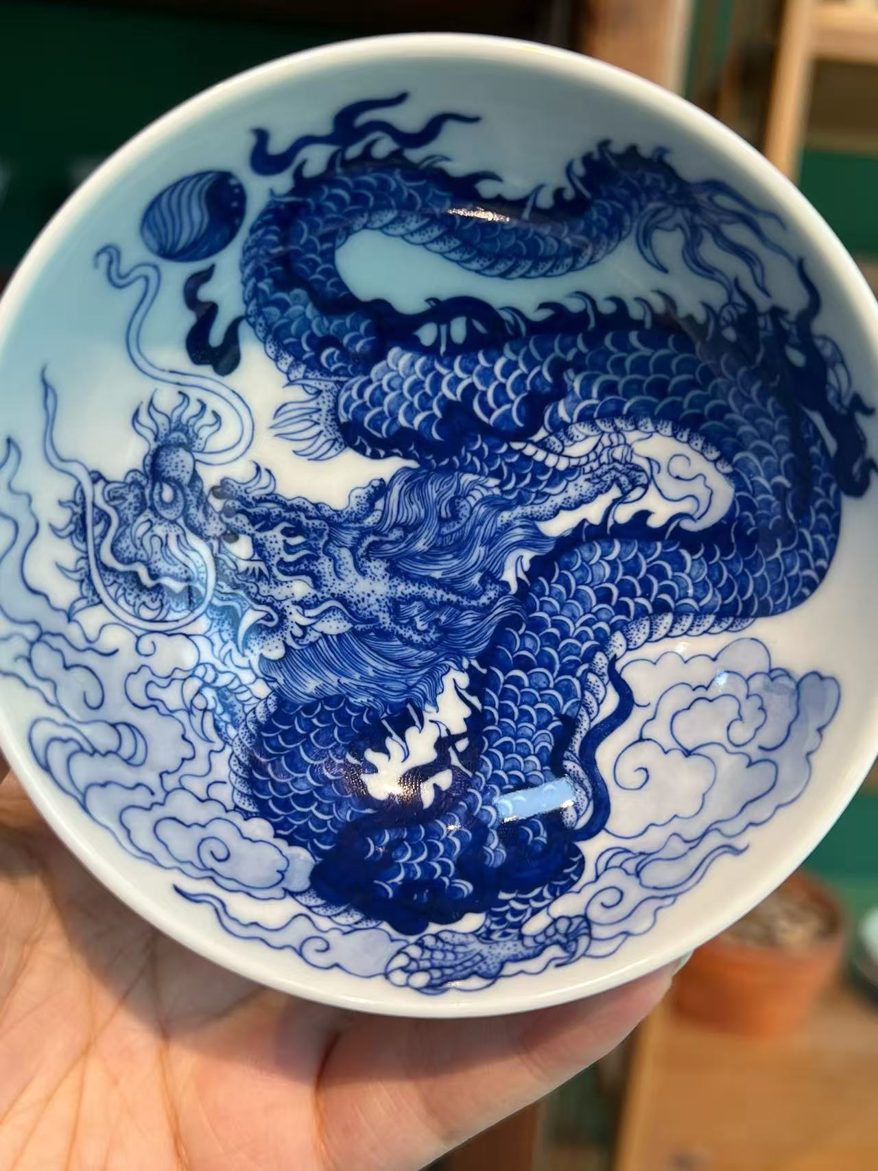 Jingdezhen Blue-and-White Dragon-Patterned Cup