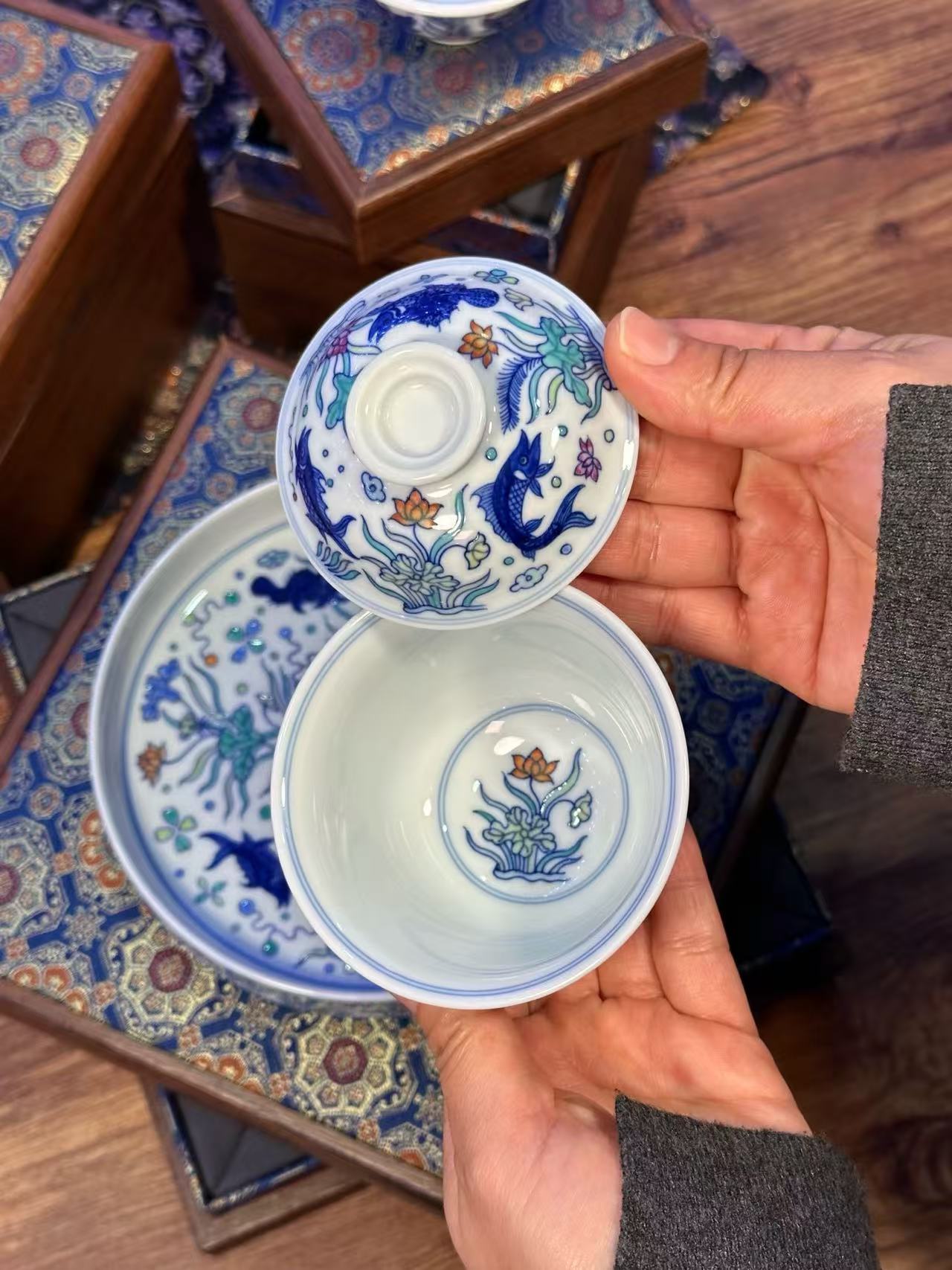Blue-and-White Doucai Fish-and-Waterweed Pattern Set