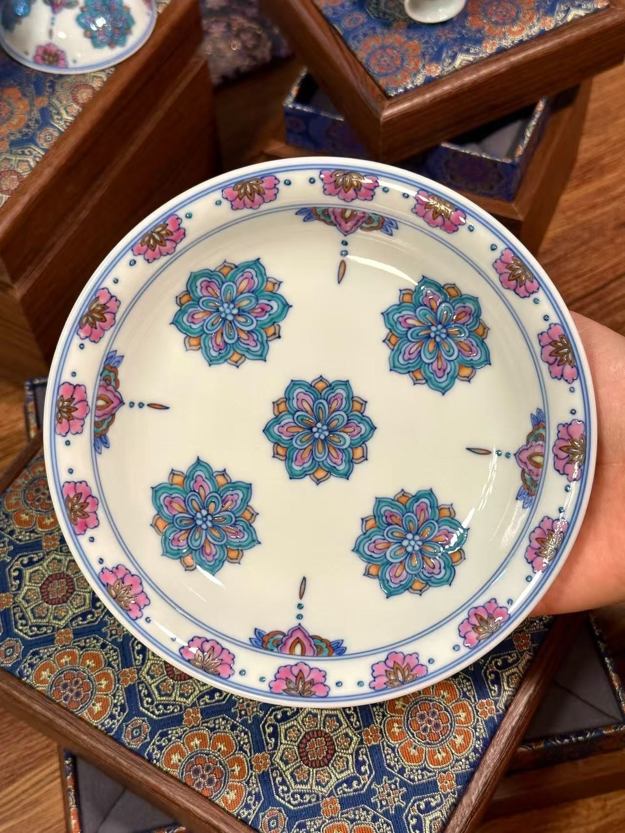 Blue-and-White Doucai Baoxiang Pattern Set