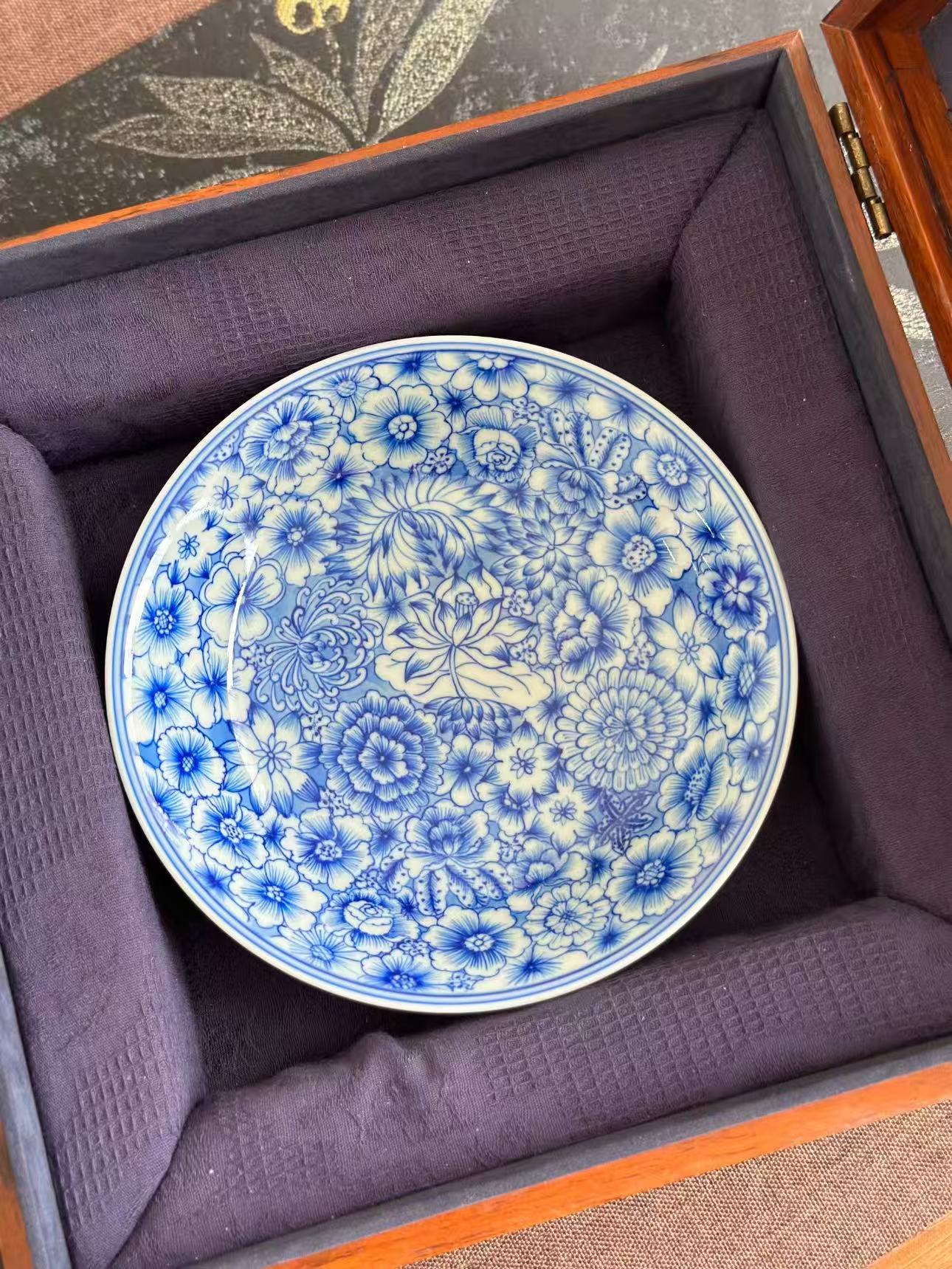 Blue-and-White “Ten Thousand Flowers” from the Chai Kiln