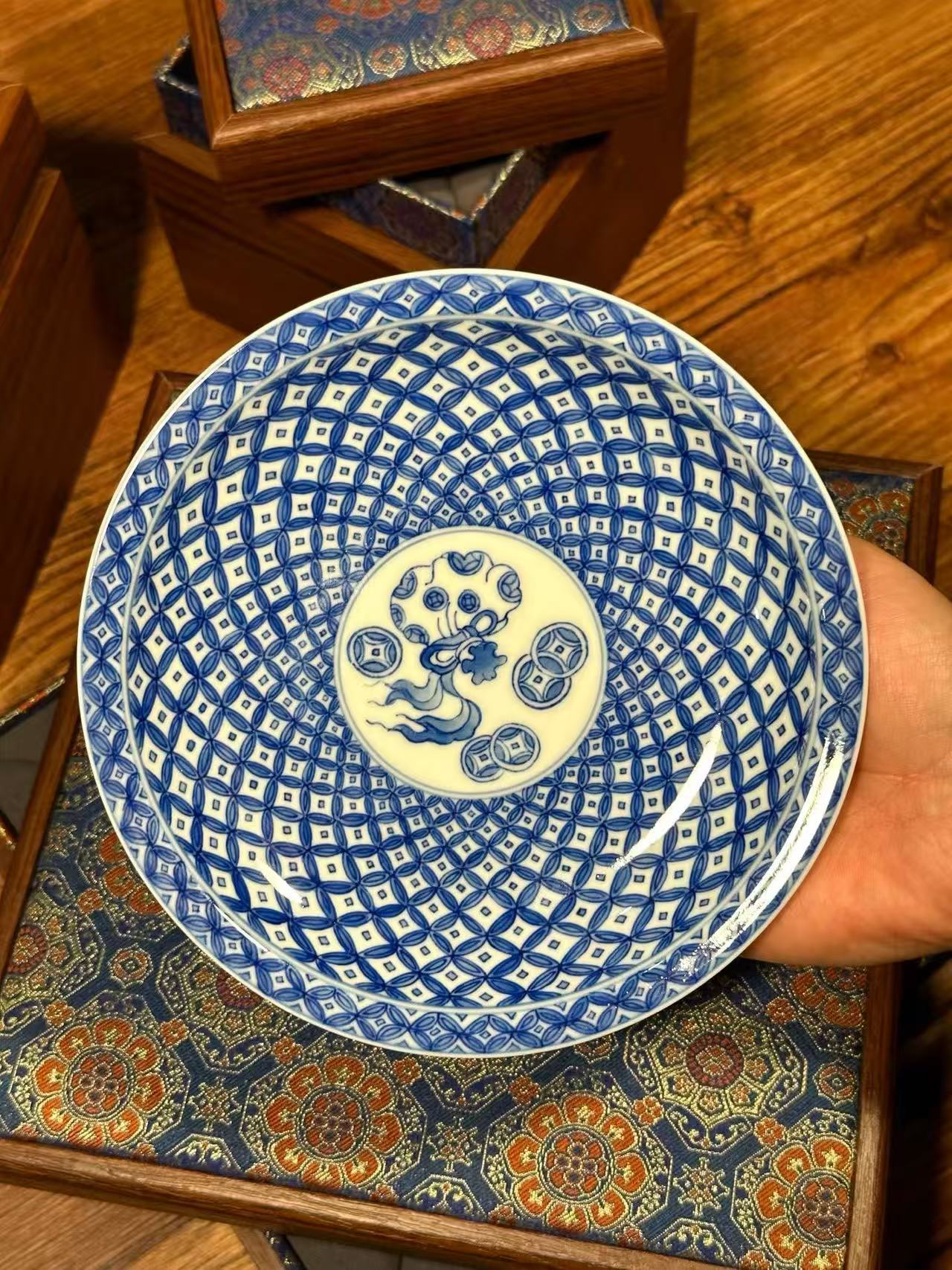 Blue-and-White Underglaze Copper Coin Pattern Set