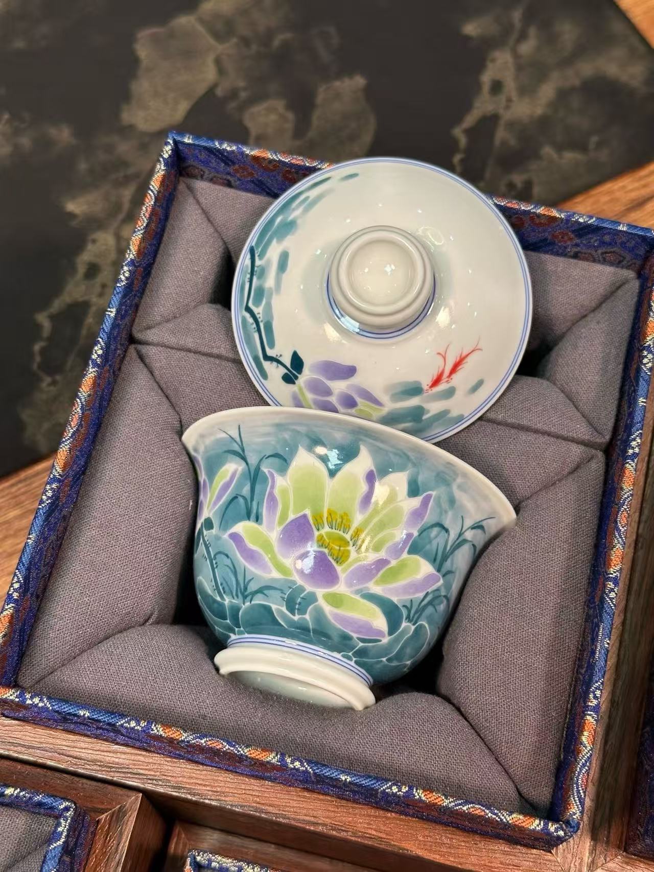 Freehand Underglaze Five-Color “Moonlit Lotus Pond” Set