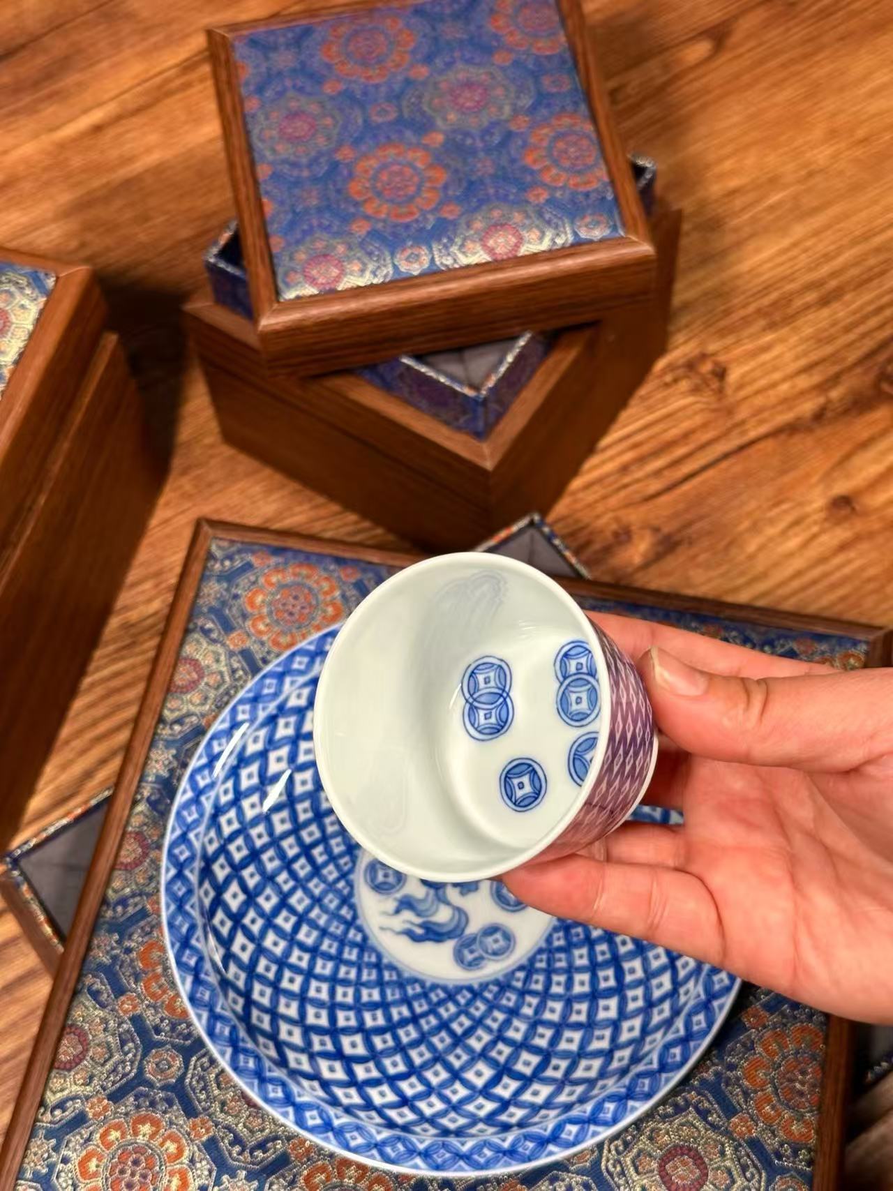 Blue-and-White Underglaze Copper Coin Pattern Set
