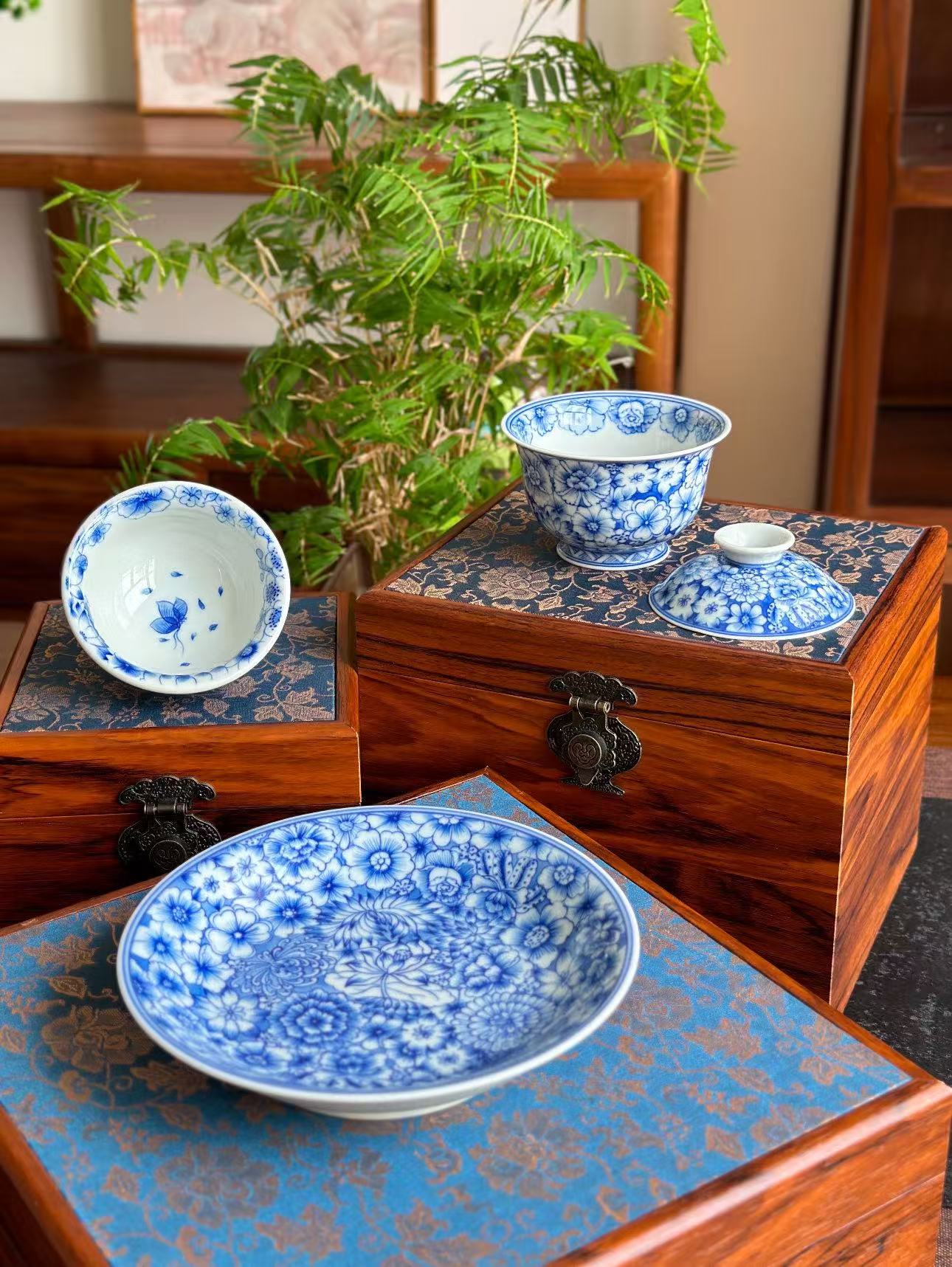 Blue-and-White “Ten Thousand Flowers” from the Chai Kiln