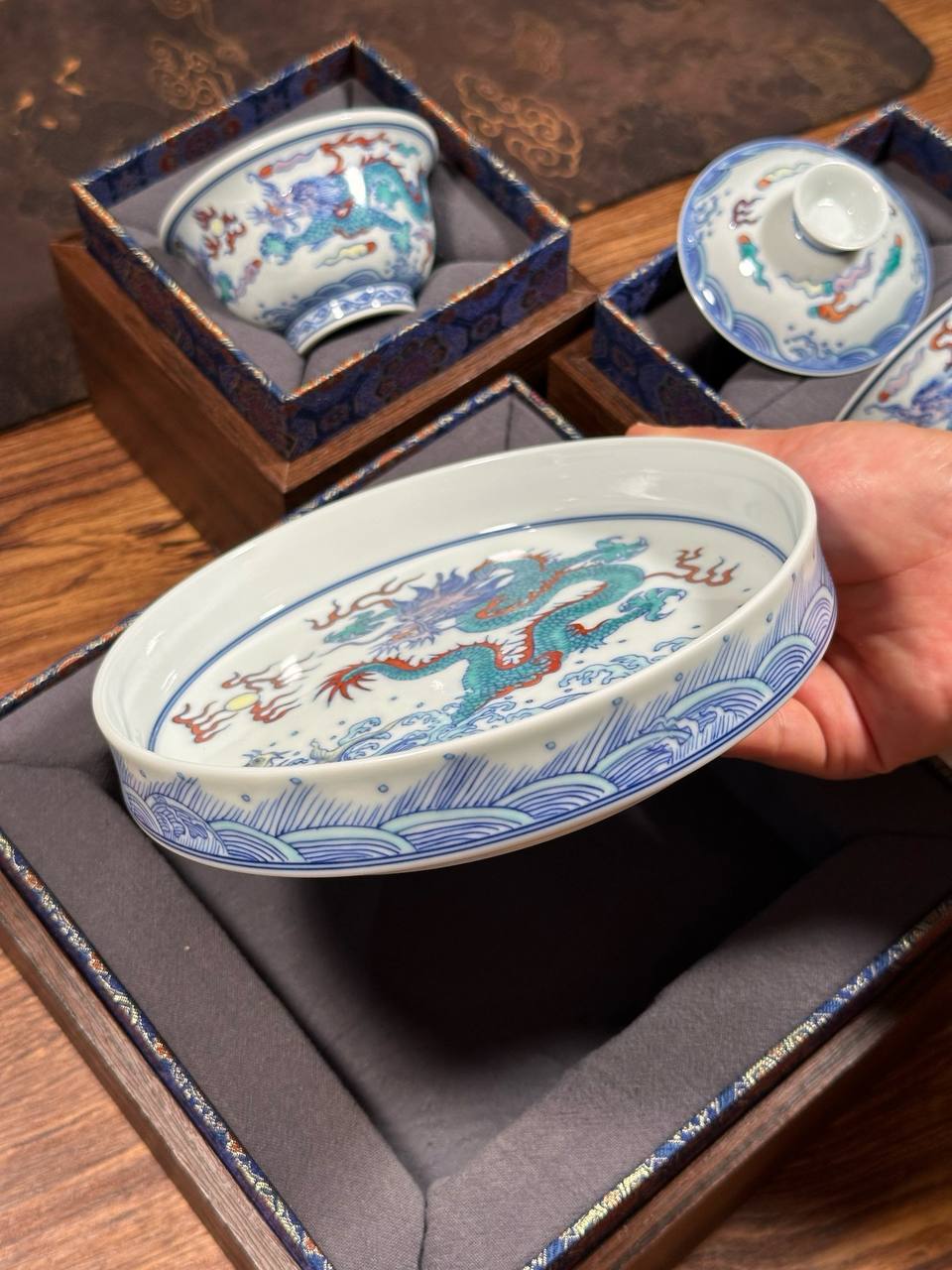 Hand-painted Blue-and-White and Doucai Dragon Motif Set