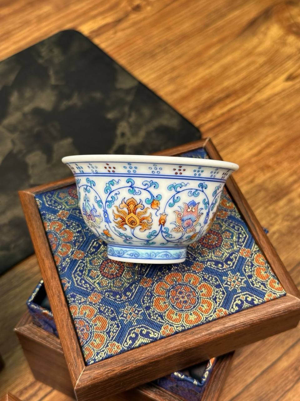 Hand-painted Red-Underglaze Doucai and Silver-Outlined Scroll Lotus Set