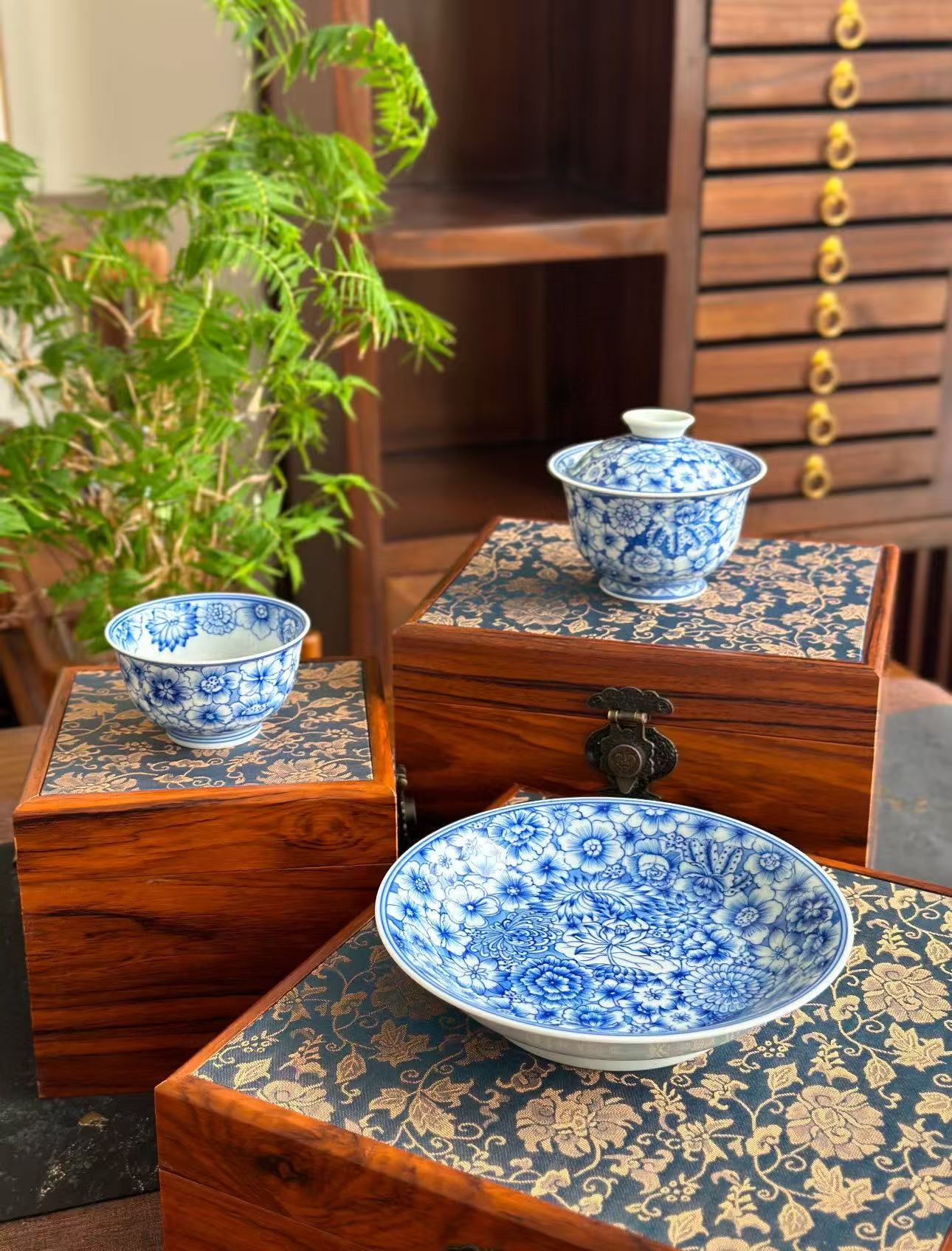 Blue-and-White “Ten Thousand Flowers” from the Chai Kiln