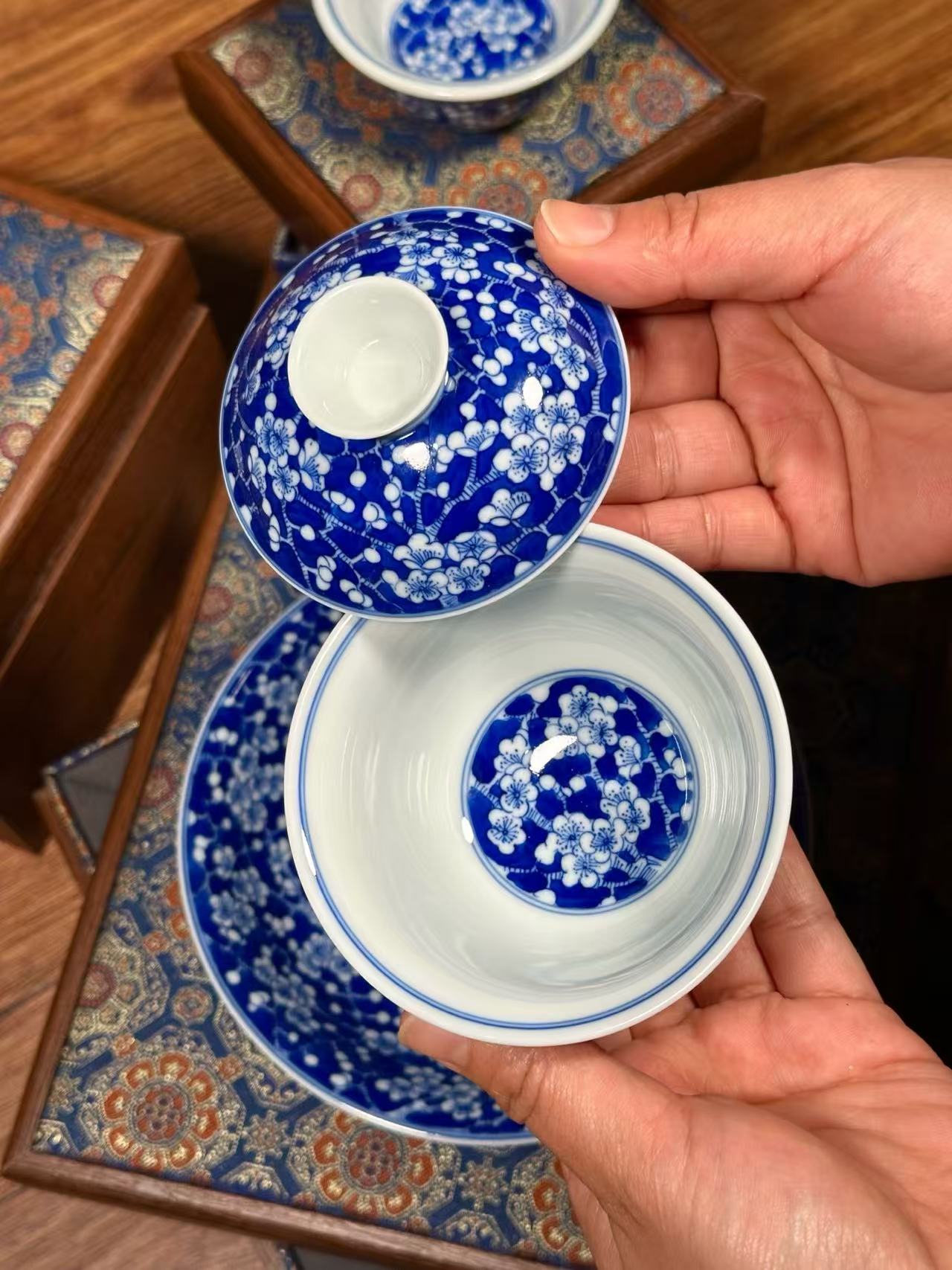 Blue-and-White “Icy Plum” Lidded Bowl