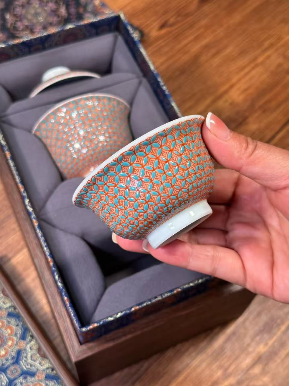 Hand-Painted Blue-and-White Doucai “Copper Coin” Pattern Two-Piece Set
