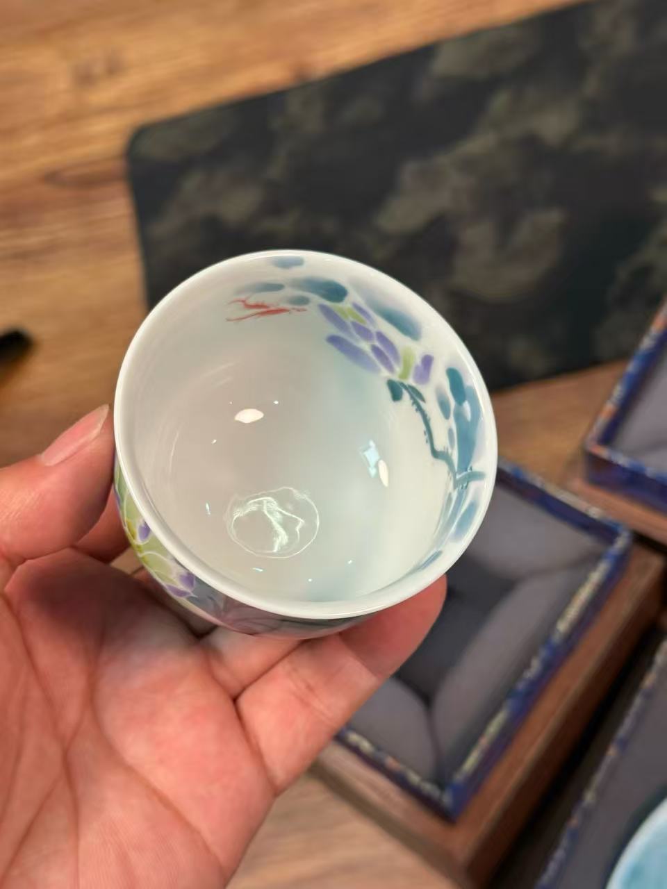 Freehand Underglaze Five-Color “Moonlit Lotus Pond” Set