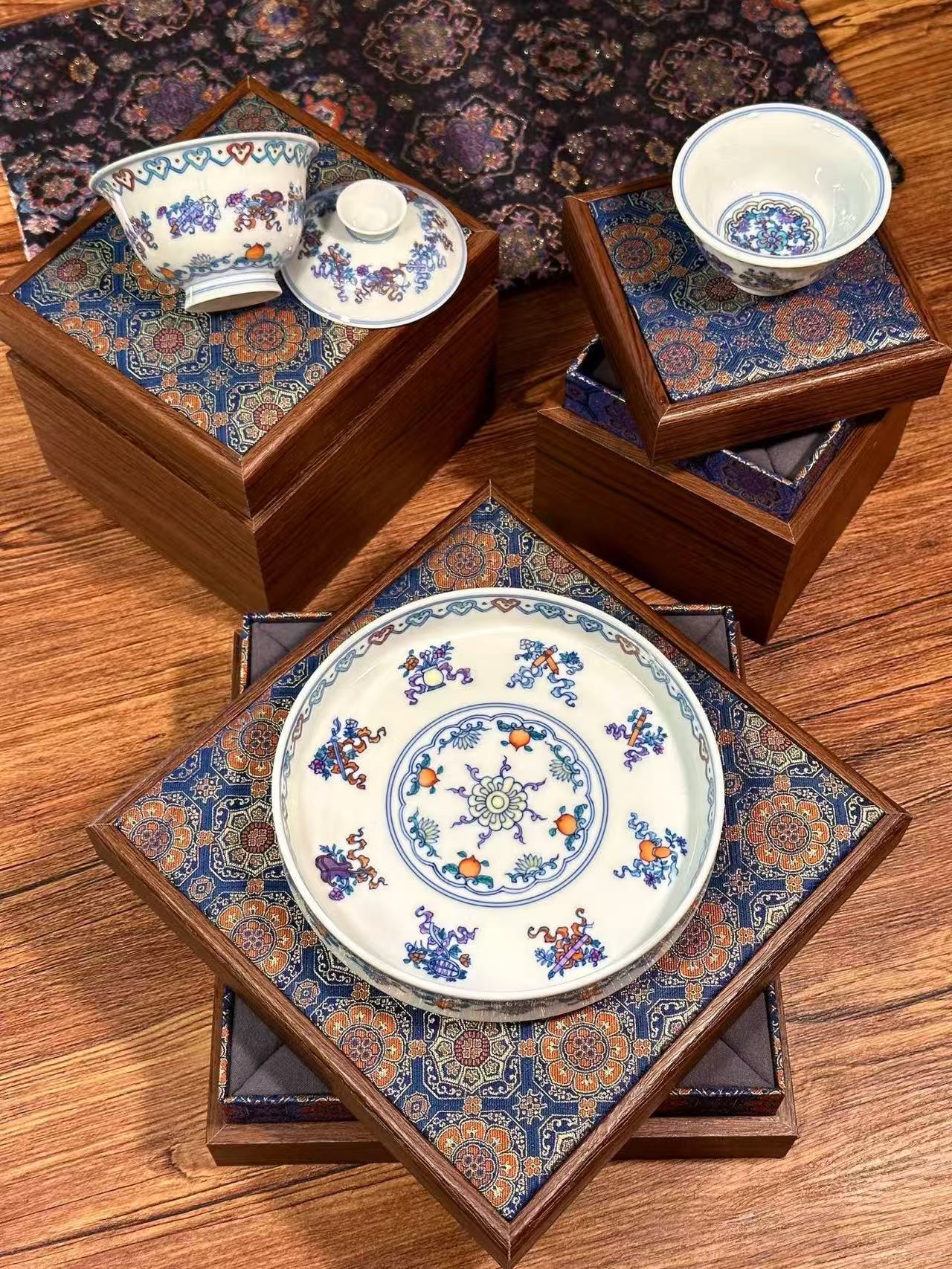 Blue-and-White Doucai “Eight Treasures” Set