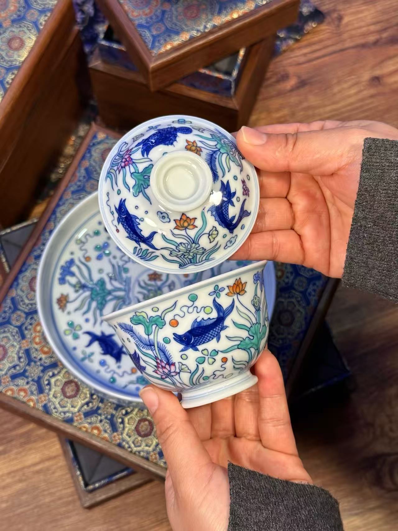 Blue-and-White Doucai Fish-and-Waterweed Pattern Set