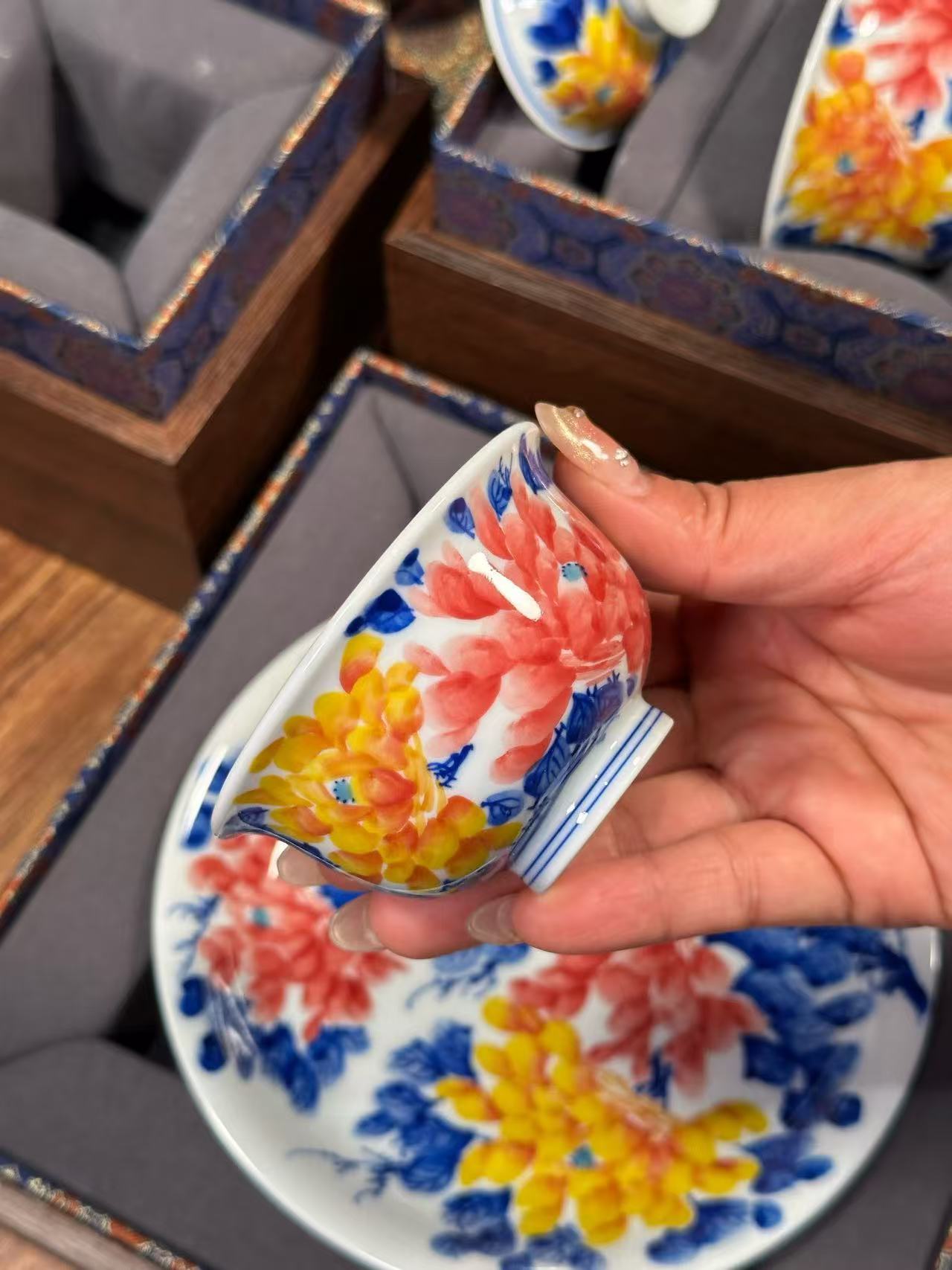 Underglaze Freehand Five-Color “National Beauty, Heavenly Fragrance” Set