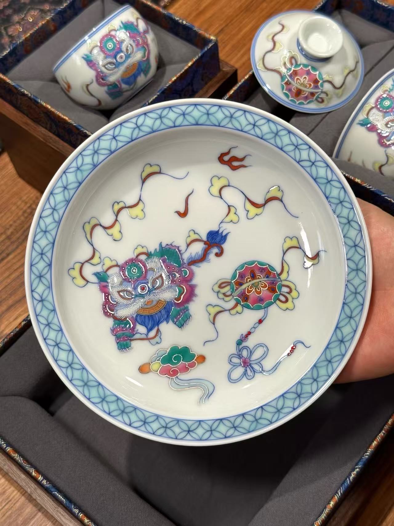 Doucai “Awaking Lion” Set